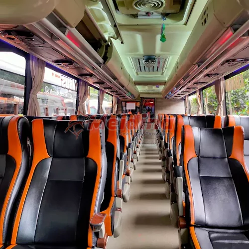 fasilitas bus - reclining seats